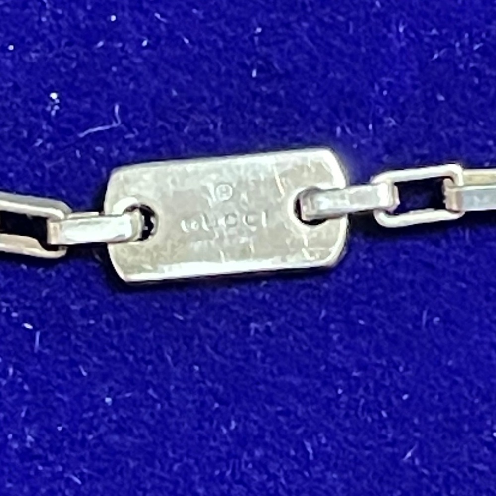 Gucci 925 Sterling Silver Elegant Pendant Necklace 18 in chain - Picture 6 of 7